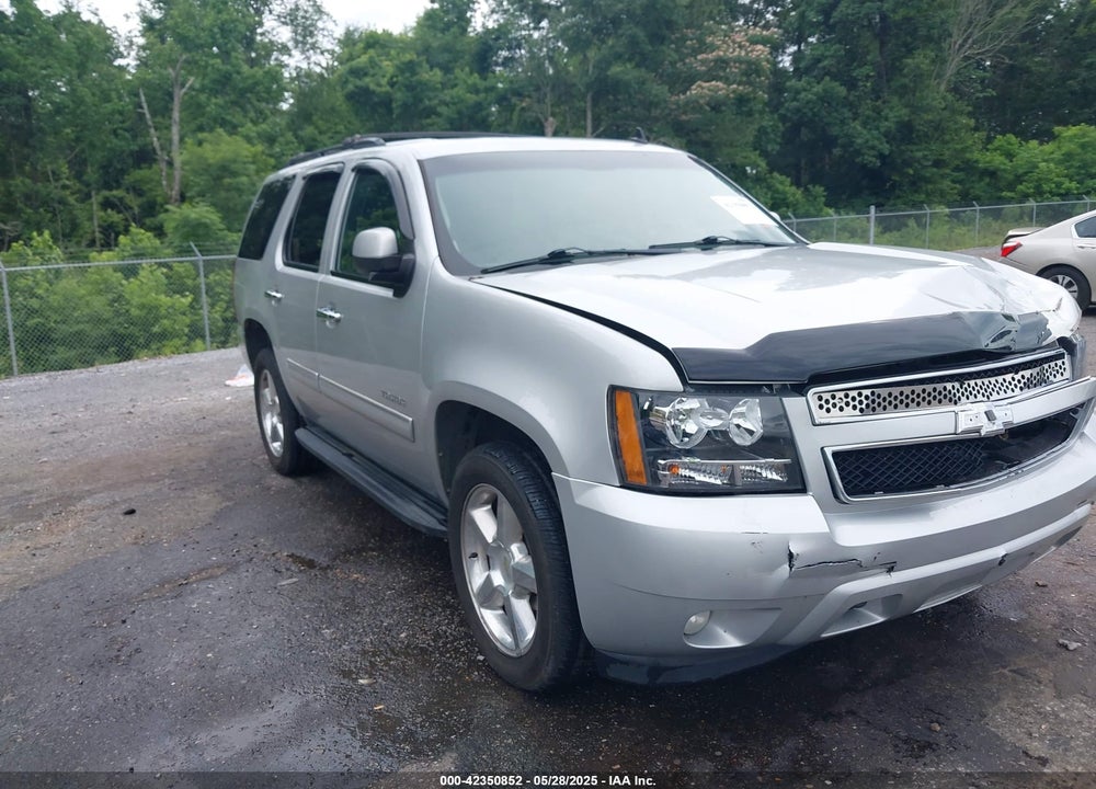 2011 CHEVROLET TAHOE LT VIN: 1GNSKBE08BR123400