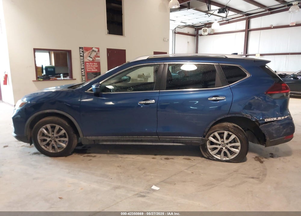 2018 NISSAN ROGUE VIN: KNMAT2MT5JP509277