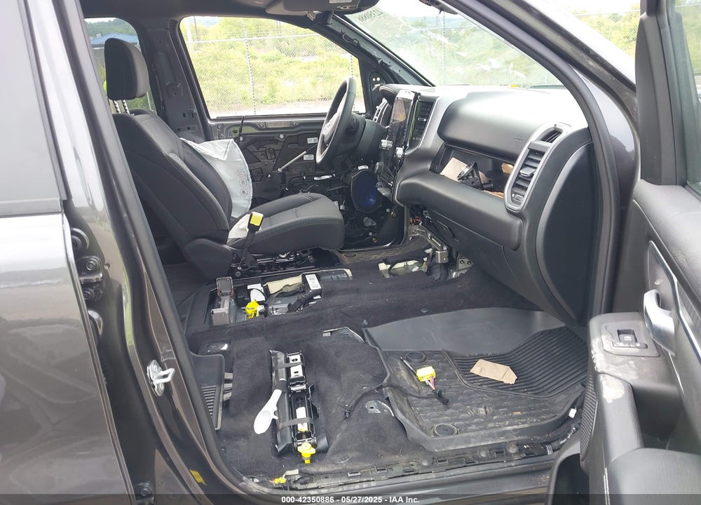 2025 RAM 1500 VIN: 1C6SRFFP6SN639227