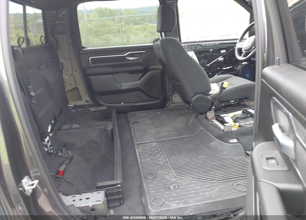2025 RAM 1500 VIN: 1C6SRFFP6SN639227