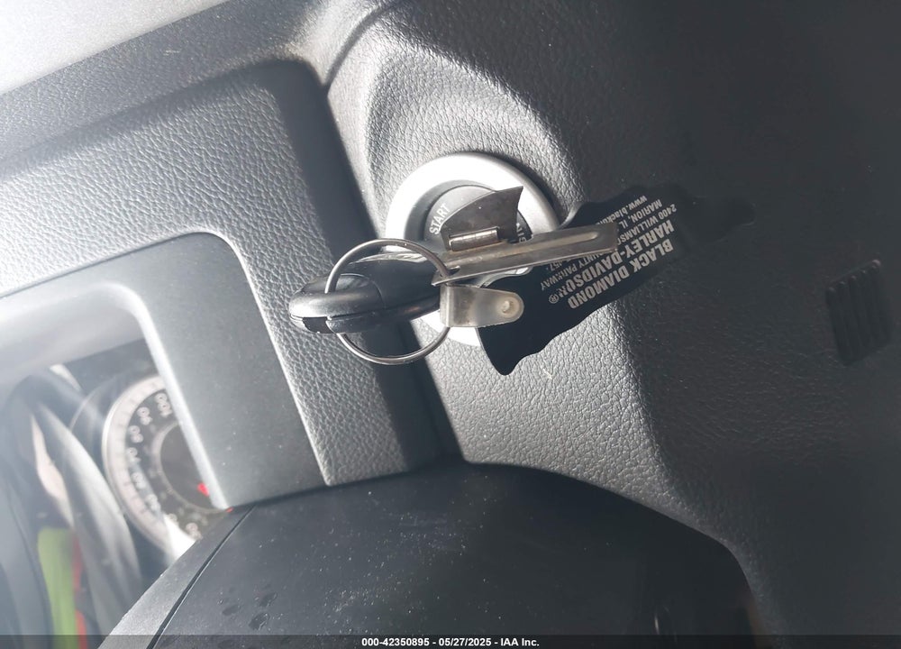 2016 RAM 1500 EXPRESS VIN: 3C6RR7KT7GG266772
