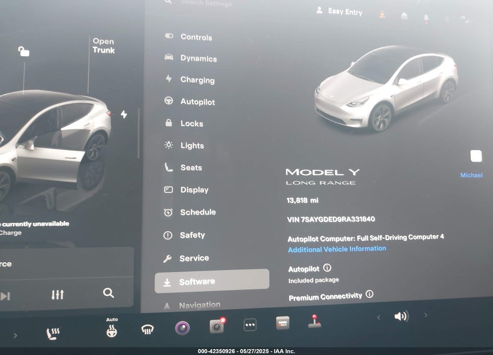 2024 TESLA MODEL Y VIN: 7SAYGDED9RA331840