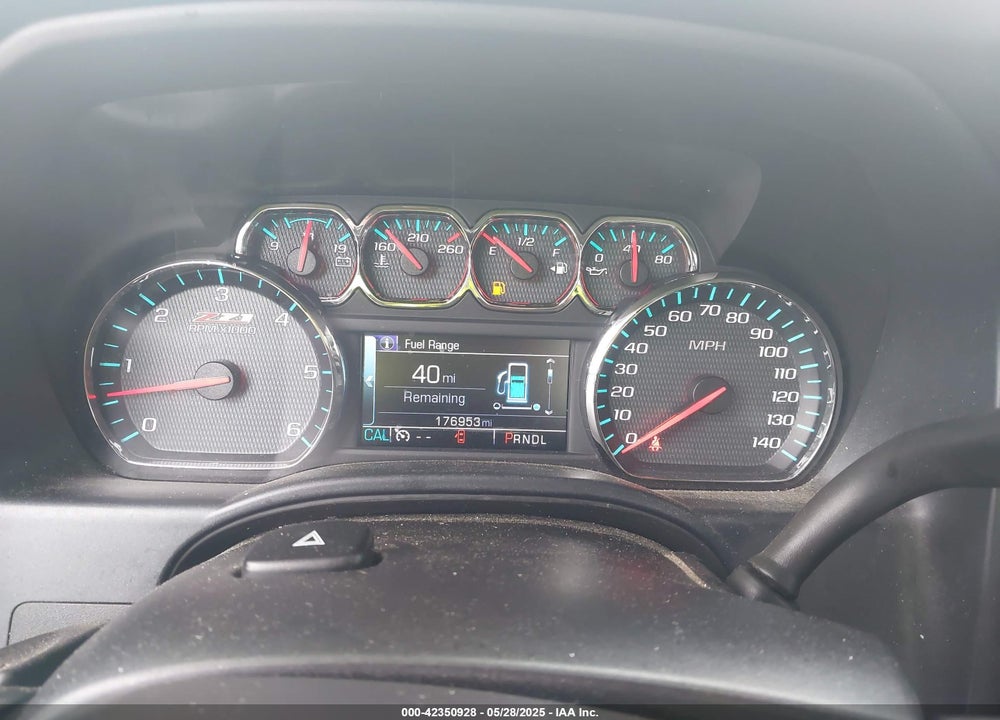 2017 CHEVROLET SILVERADO VIN: 3GCUKREC5HG207963