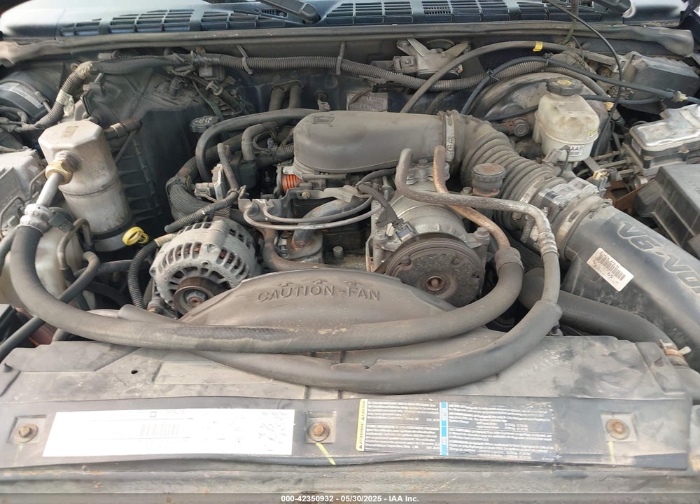 2003 CHEVROLET S-10 LS VIN: 1GCDT19X738135867