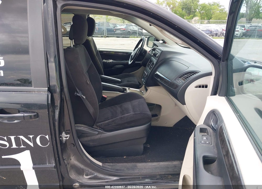2014 DODGE GRAND CARAVAN VIN: 2C4RDGCGXER388459