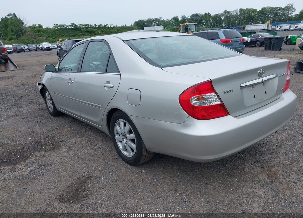 2004 TOYOTA CAMRY XLE V6 VIN: 4T1BF30KX4U585772