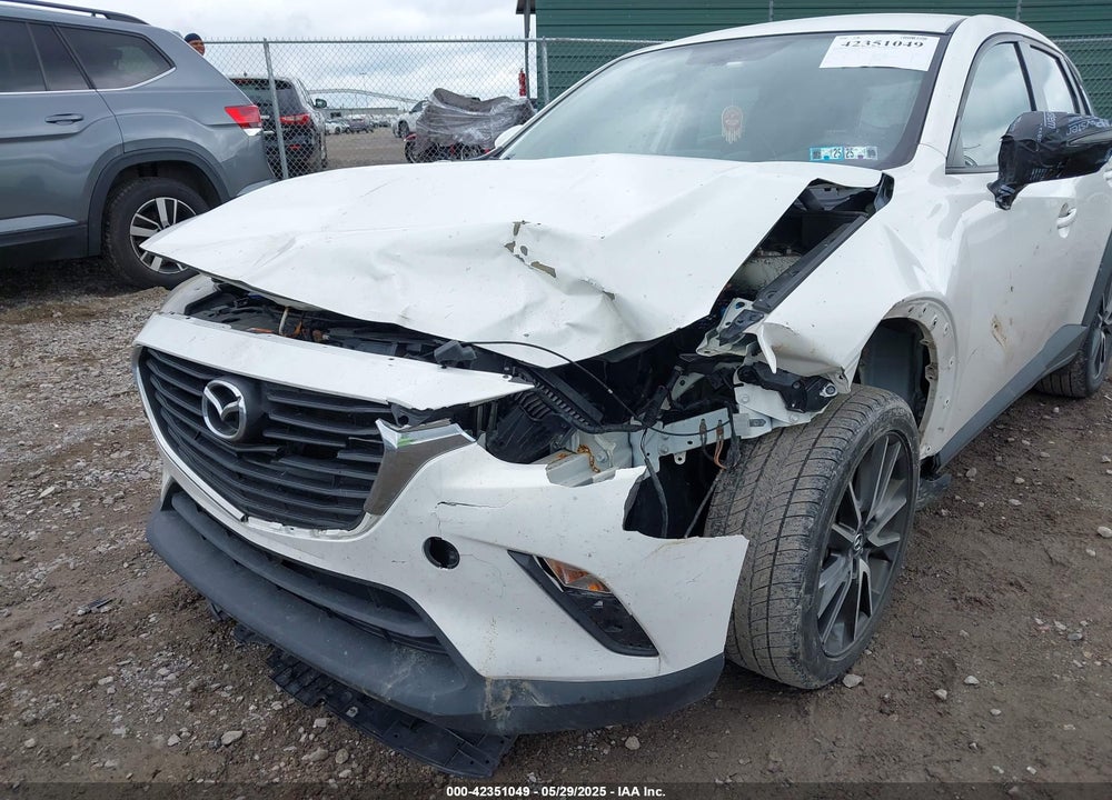 2017 MAZDA CX-3 TOURING VIN: JM1DKFC76H0146700