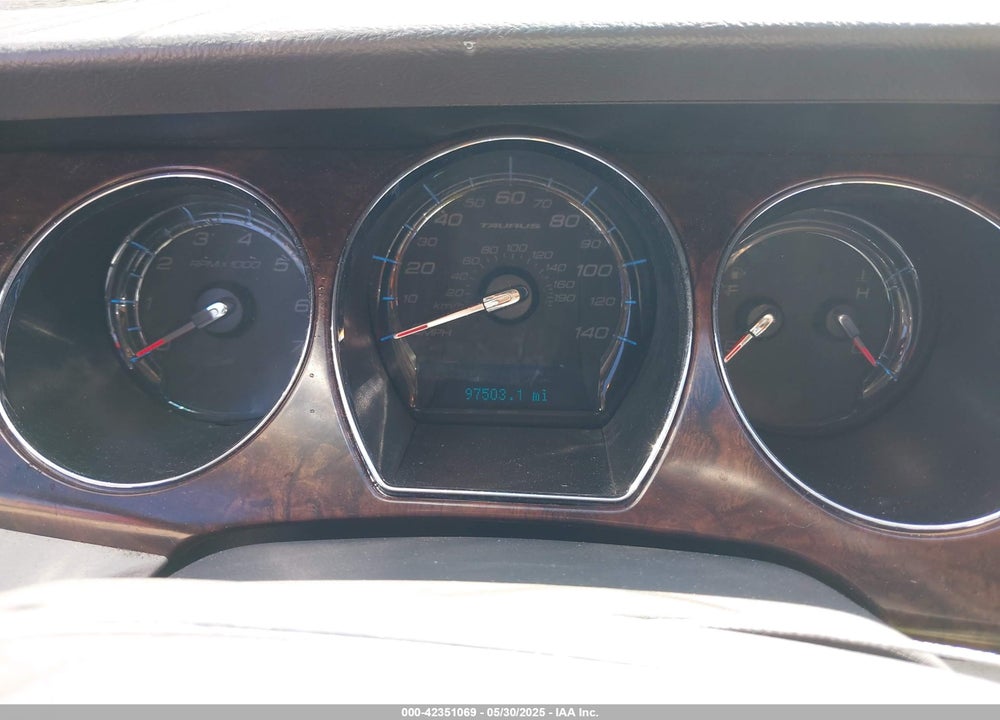 2011 FORD TAURUS VIN: 1FAHP2EW8BG131796