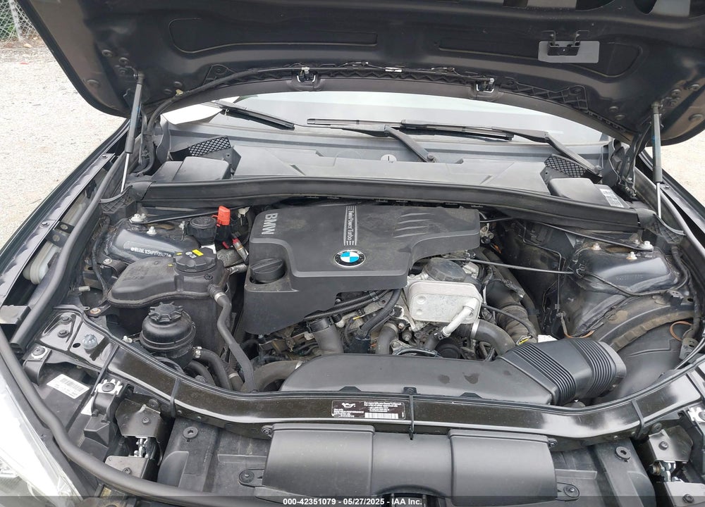 2015 BMW X1 VIN: WBAVL1C54FVY35473