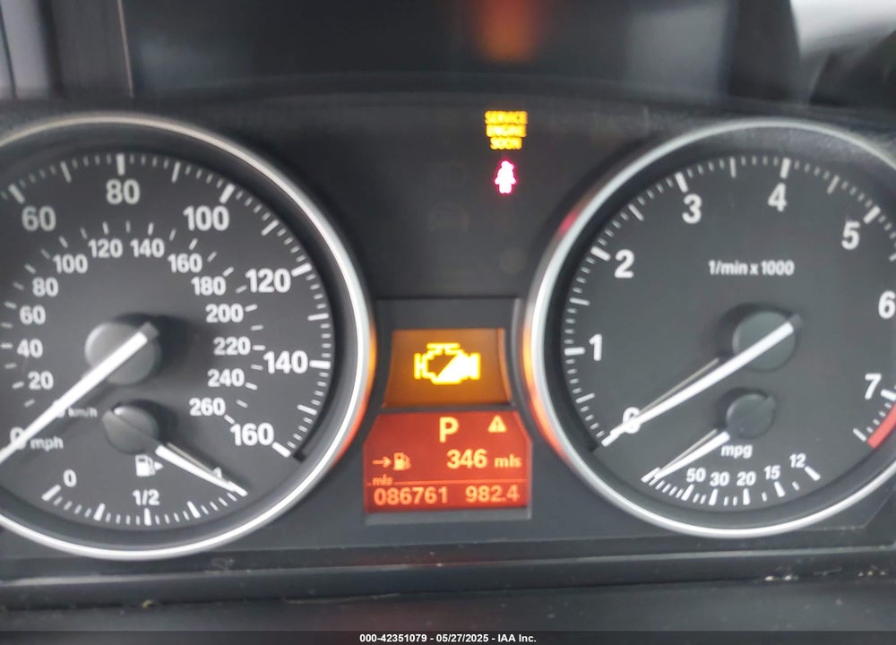 2015 BMW X1 VIN: WBAVL1C54FVY35473