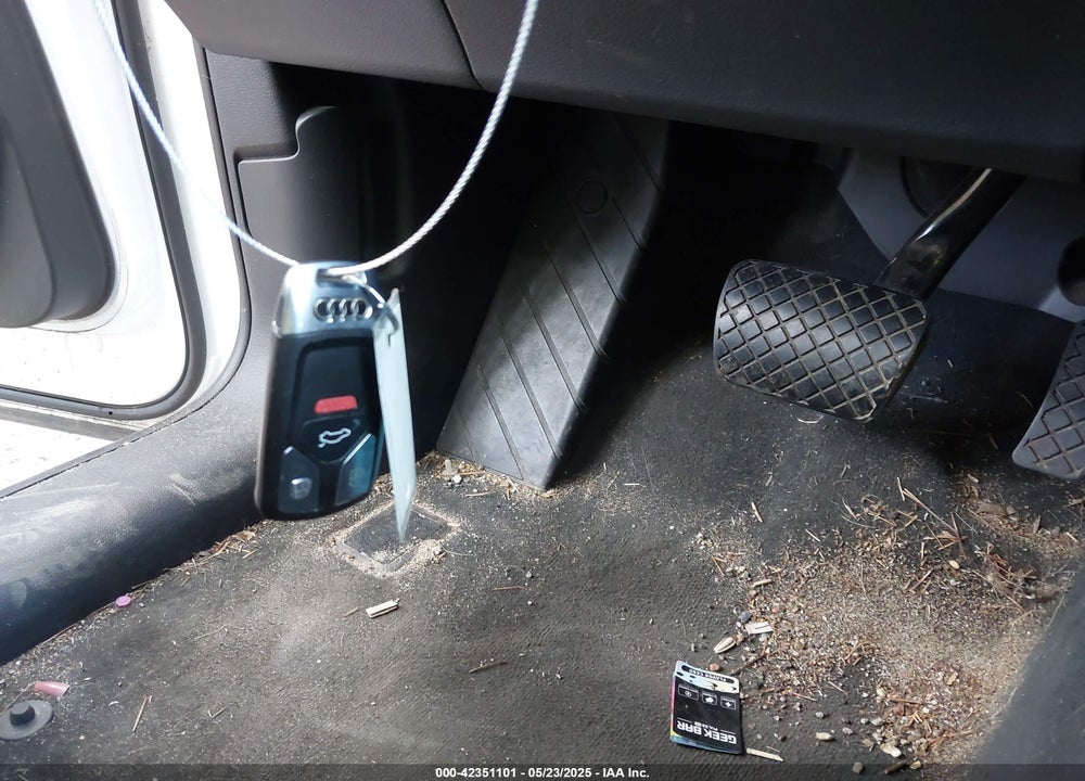 2018 AUDI Q5 VIN: WA1ANAFY9J2005948