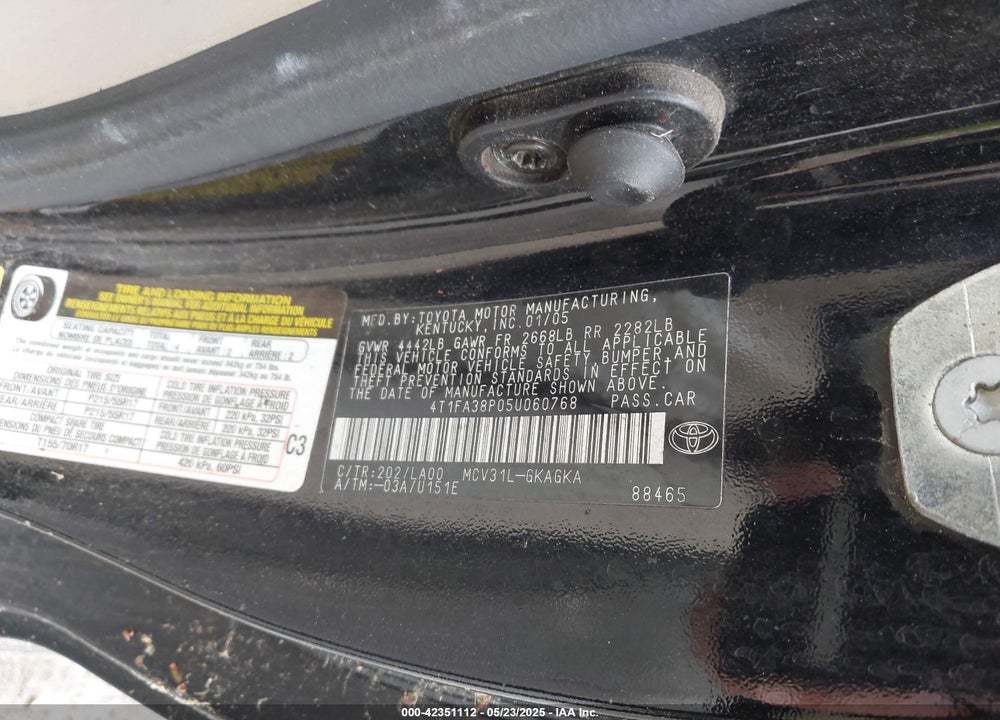 2005 TOYOTA CAMRY SOLARA SLE VIN: 4T1FA38P05U060768