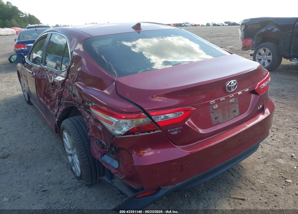 2020 TOYOTA CAMRY LE VIN: 4T1C11AK5LU901261