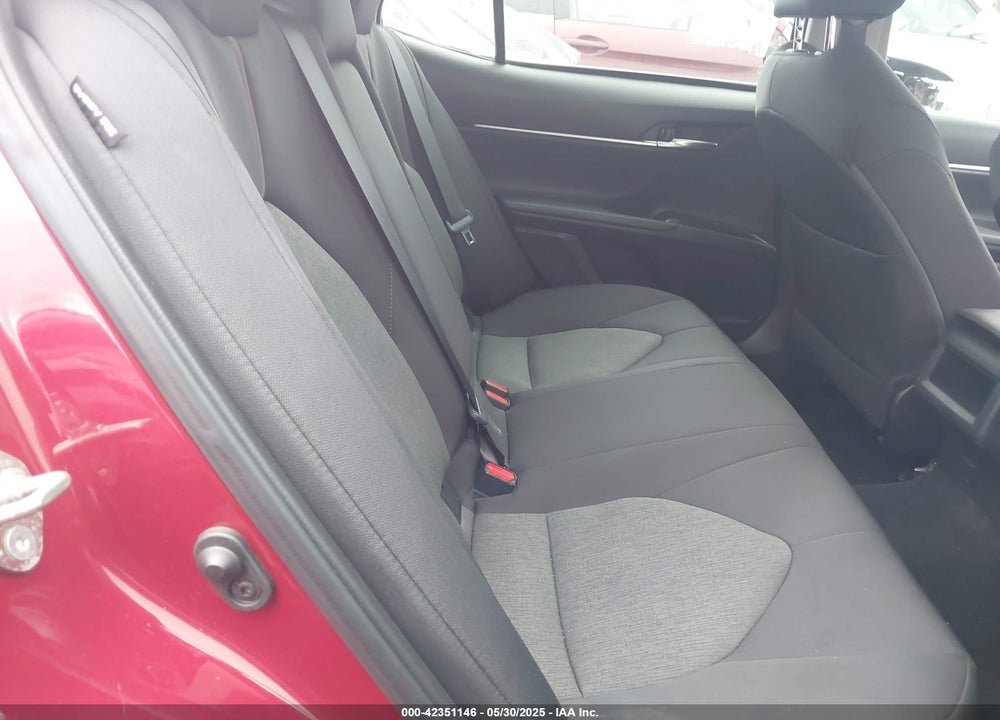 2020 TOYOTA CAMRY LE VIN: 4T1C11AK5LU901261