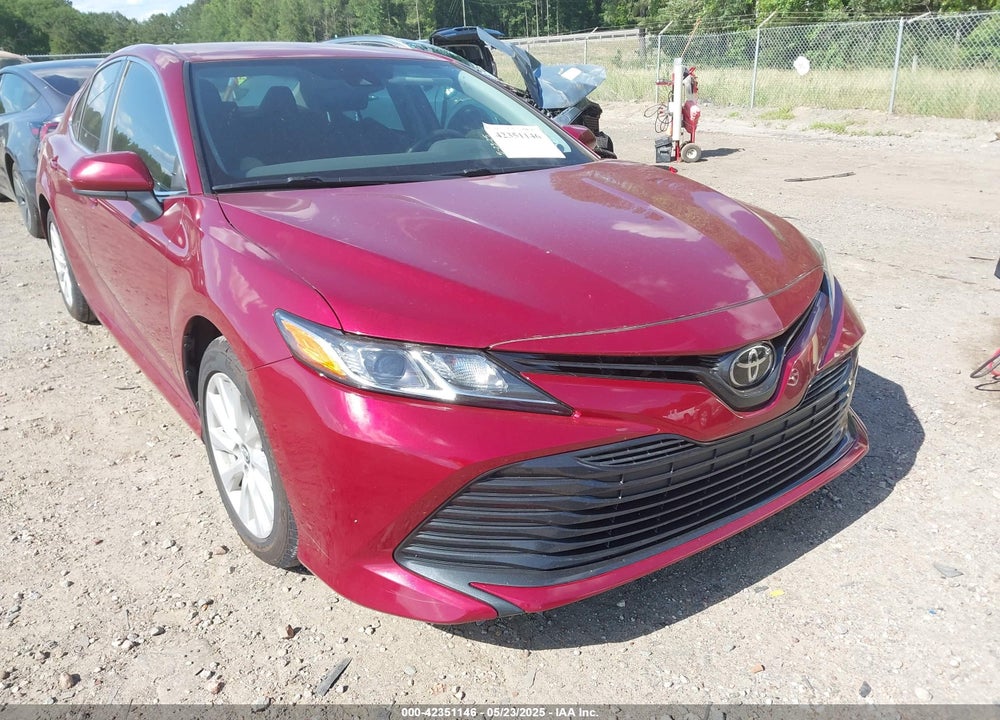 2020 TOYOTA CAMRY LE VIN: 4T1C11AK5LU901261