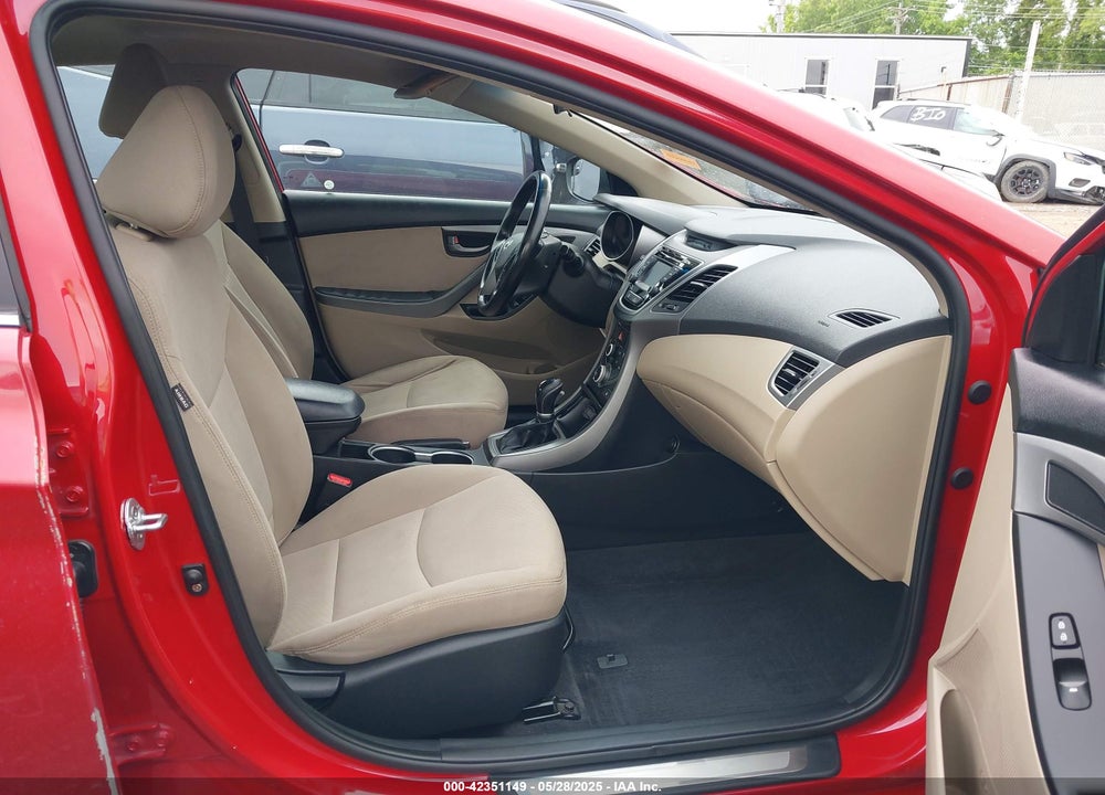 2016 HYUNDAI ELANTRA VIN: KMHDH4AE0GU479658