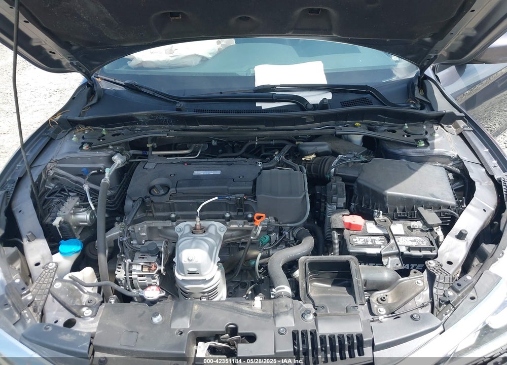 2016 HONDA ACCORD VIN: 1HGCR2F58GA196437