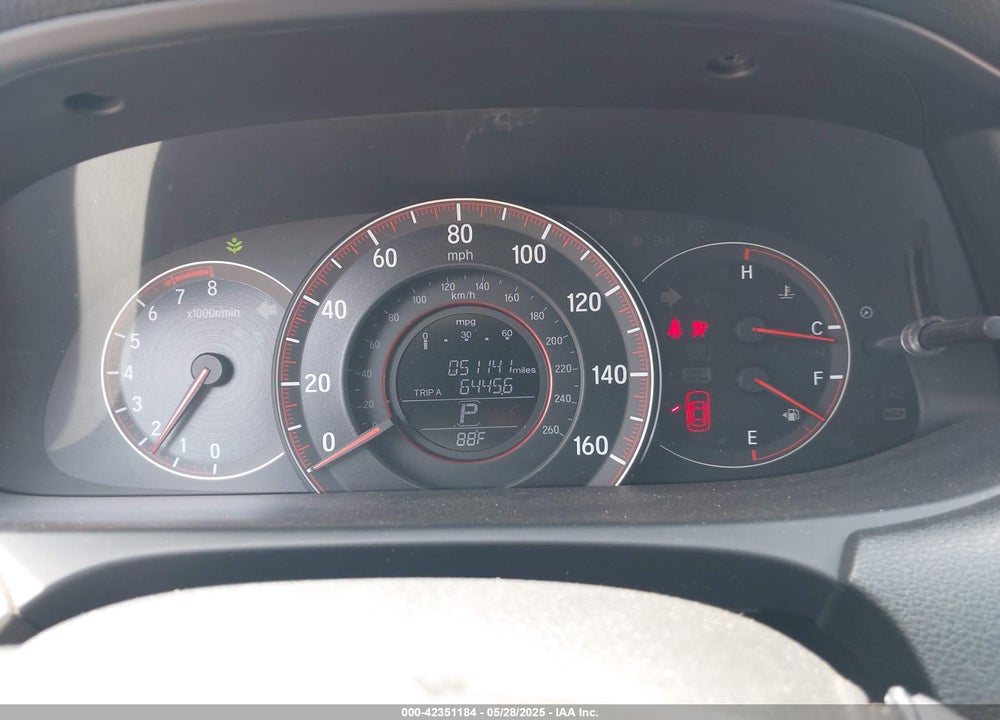 2016 HONDA ACCORD VIN: 1HGCR2F58GA196437