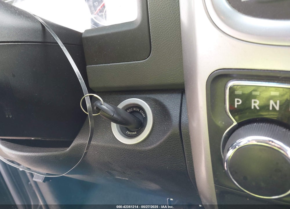 2019 RAM 1500 CLASSIC VIN: 1C6RR6GT6KS722779