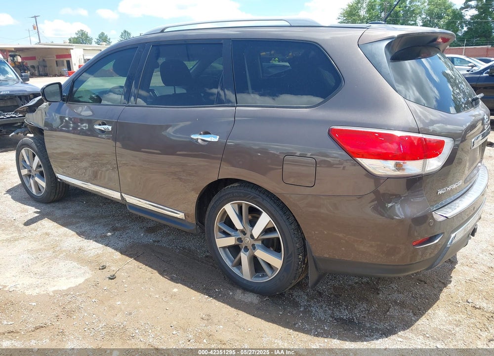 2015 NISSAN PATHFINDER PLATINUM VIN: 5N1AR2MM1FC613038