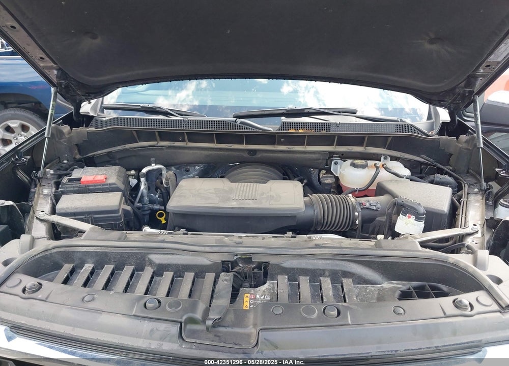 2025 CHEVROLET SILVERADO VIN: 1GCPACED2SZ120745
