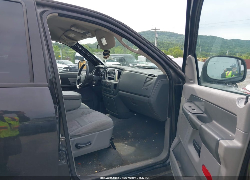 2008 DODGE RAM 1500 VIN: 1D7HU182X8S625787
