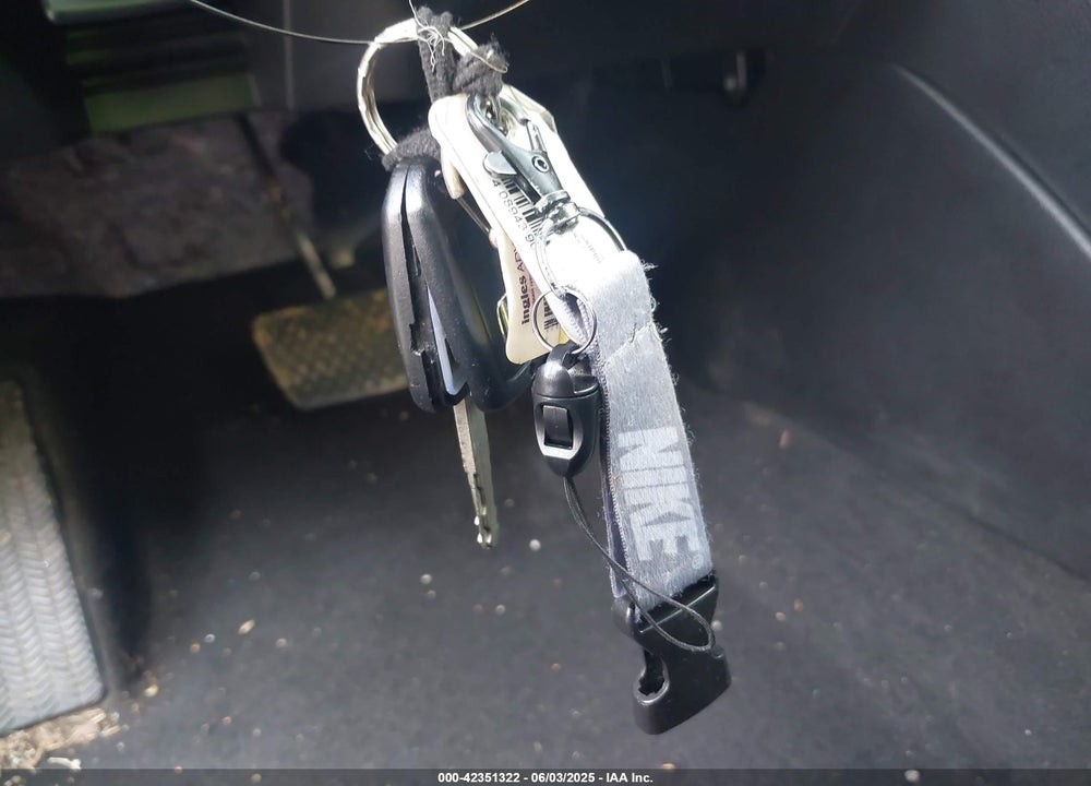 2013 HONDA ACCORD VIN: 1HGCR2F58DA128277