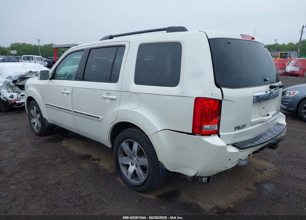 2015 HONDA PILOT VIN: 5FNYF4H99FB013139