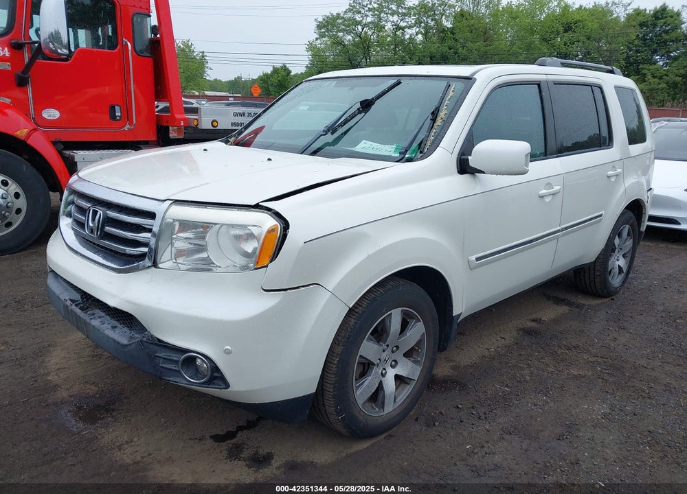 2015 HONDA PILOT VIN: 5FNYF4H99FB013139
