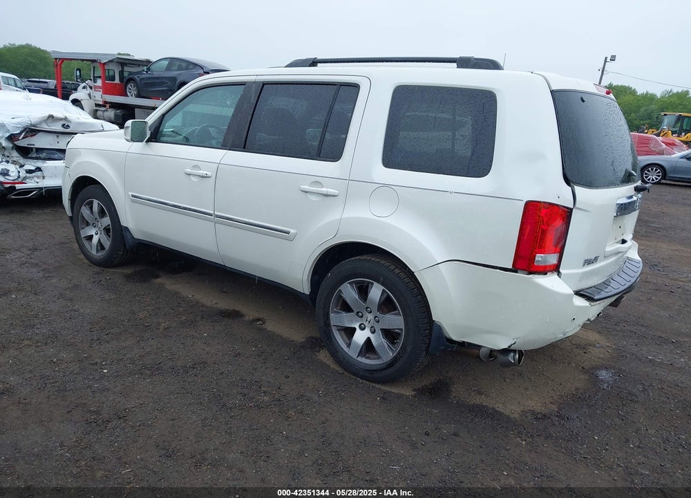 2015 HONDA PILOT VIN: 5FNYF4H99FB013139