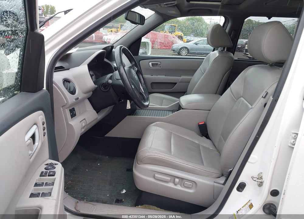 2015 HONDA PILOT VIN: 5FNYF4H99FB013139