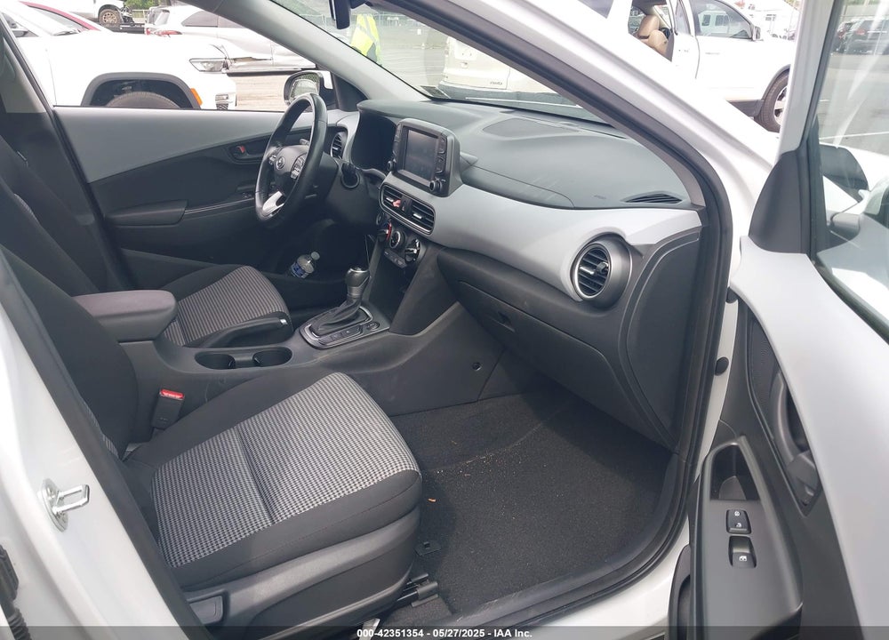 2020 HYUNDAI KONA SEL PLUS VIN: KM8K6CAA5LU568902
