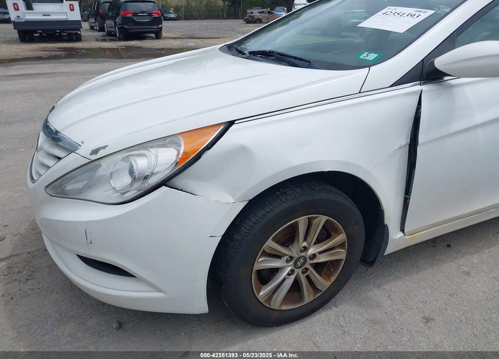 2012 HYUNDAI SONATA VIN: 5NPEB4AC4CH402871