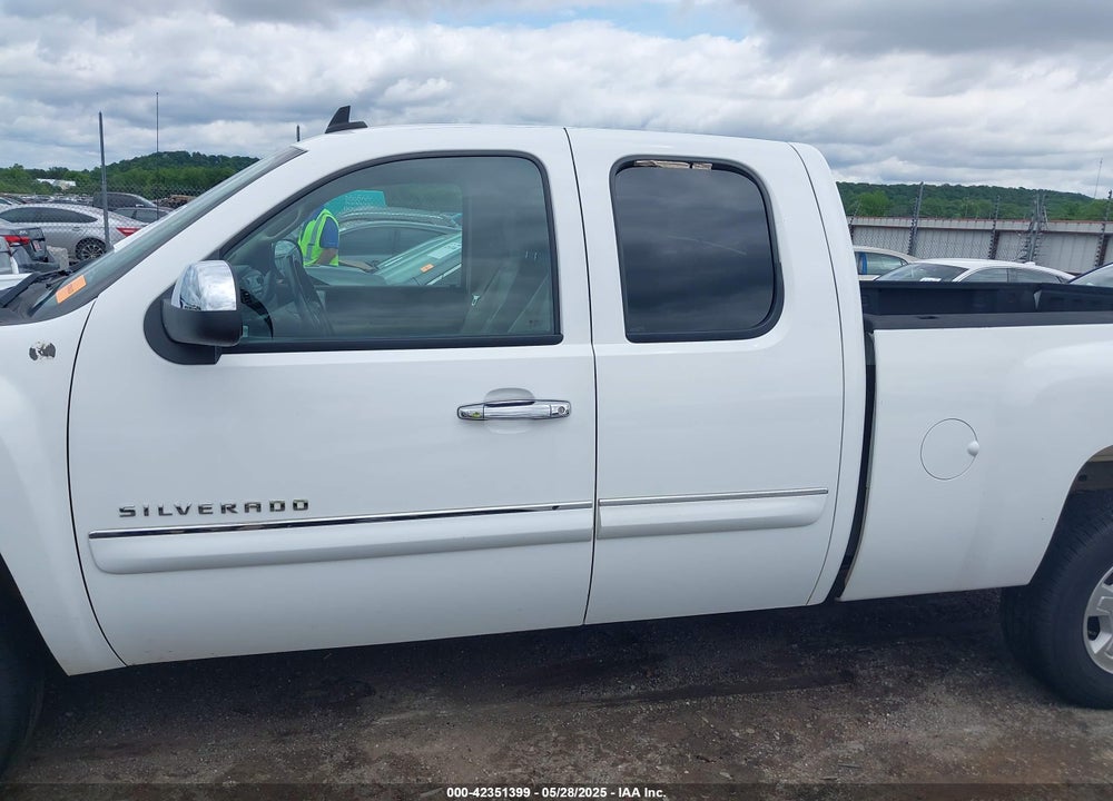 2009 CHEVROLET SILVERADO 1500 VIN: 1GCEC29J89Z291876