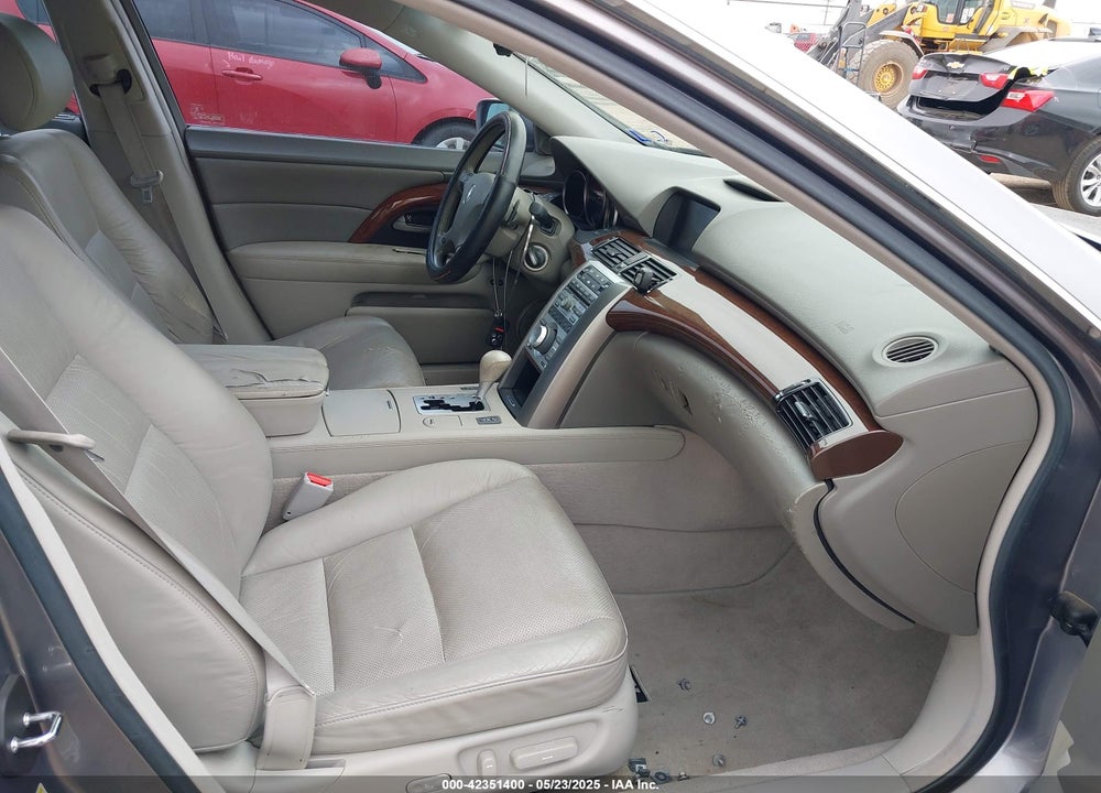 2006 ACURA RL VIN: JH4KB16526C006190