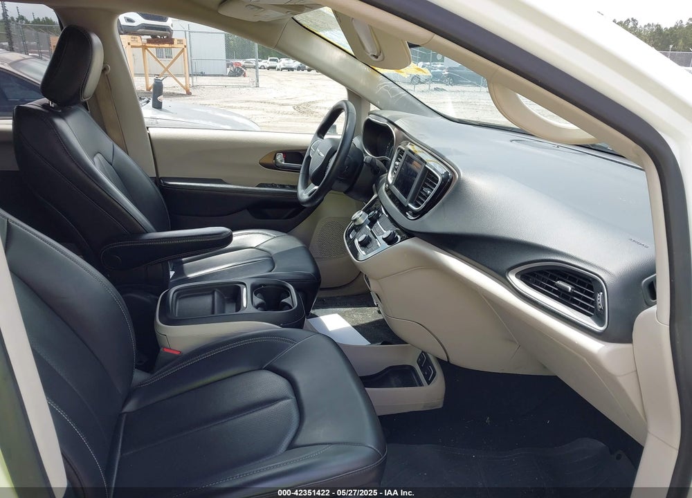 2021 CHRYSLER VOYAGER LXI VIN: 2C4RC1DG2MR504489