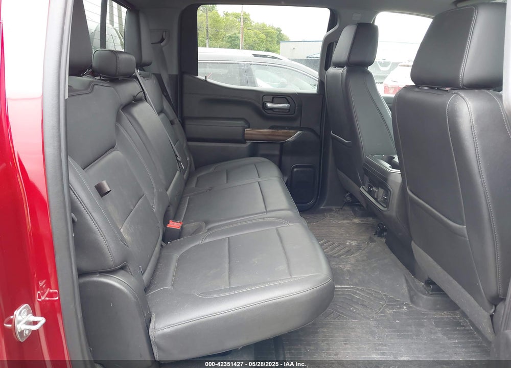 2021 CHEVROLET SILVERADO 1500 4WD SHORT BED LT TRAIL BOSS VIN: 1GCPYFEL7MZ168474