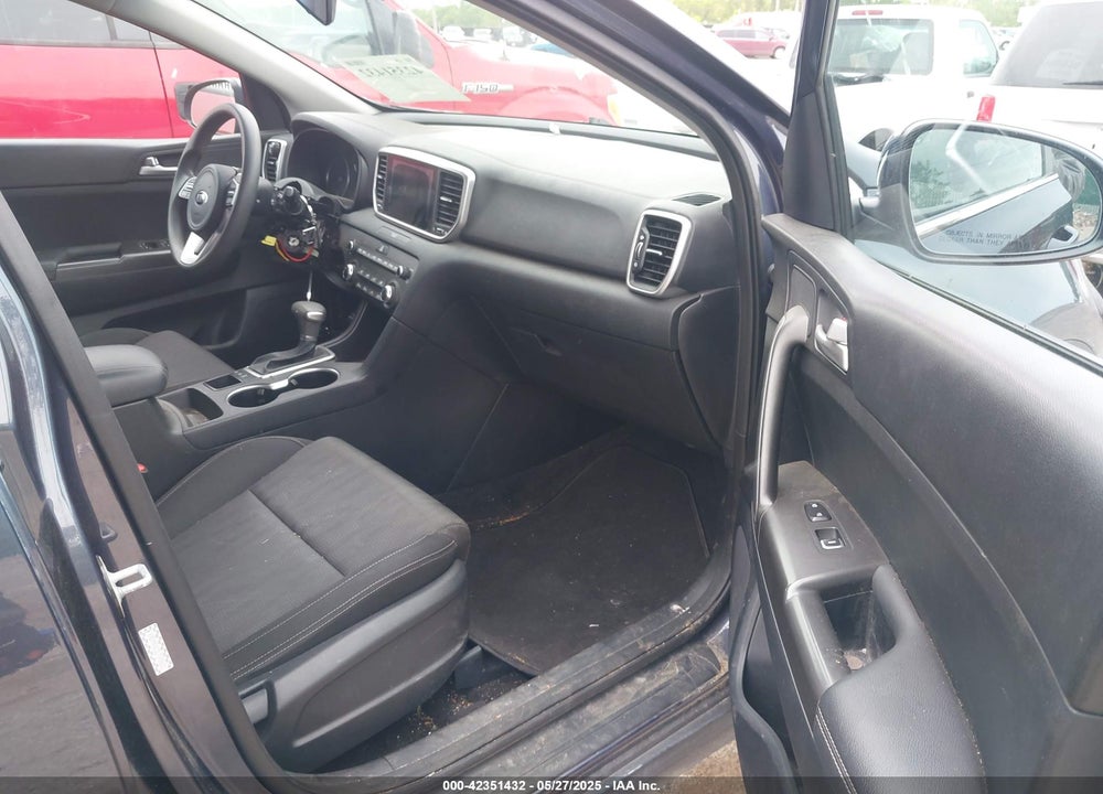 2020 KIA SPORTAGE LX VIN: KNDPMCAC2L7699611