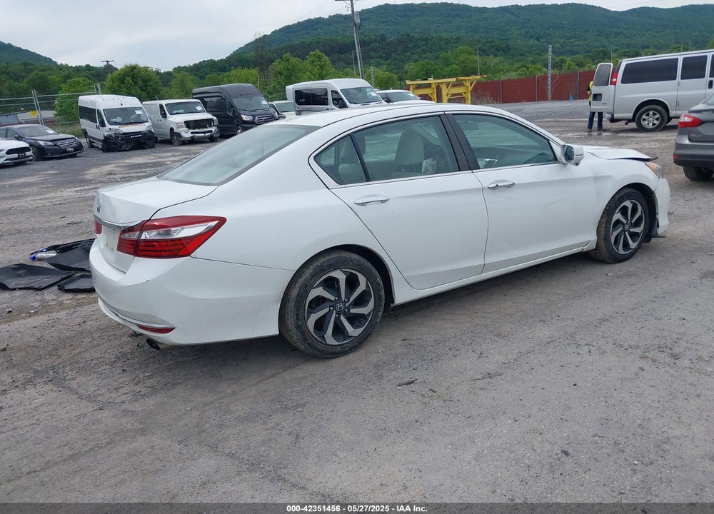 2016 HONDA ACCORD VIN: 1HGCR2F09GA016449