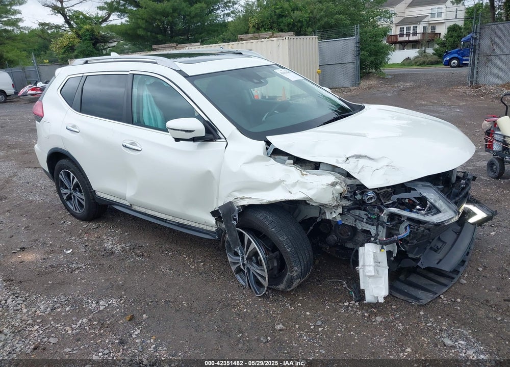 2017 NISSAN ROGUE SL VIN: 5N1AT2MVXHC844775