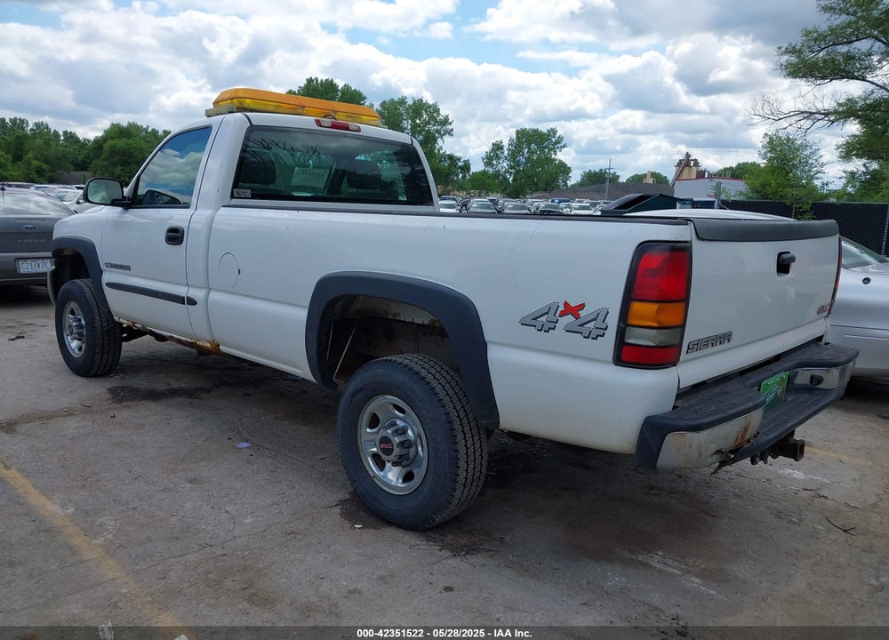 2004 GMC SIERRA 2500HD VIN: 1GTHK24U94E121902