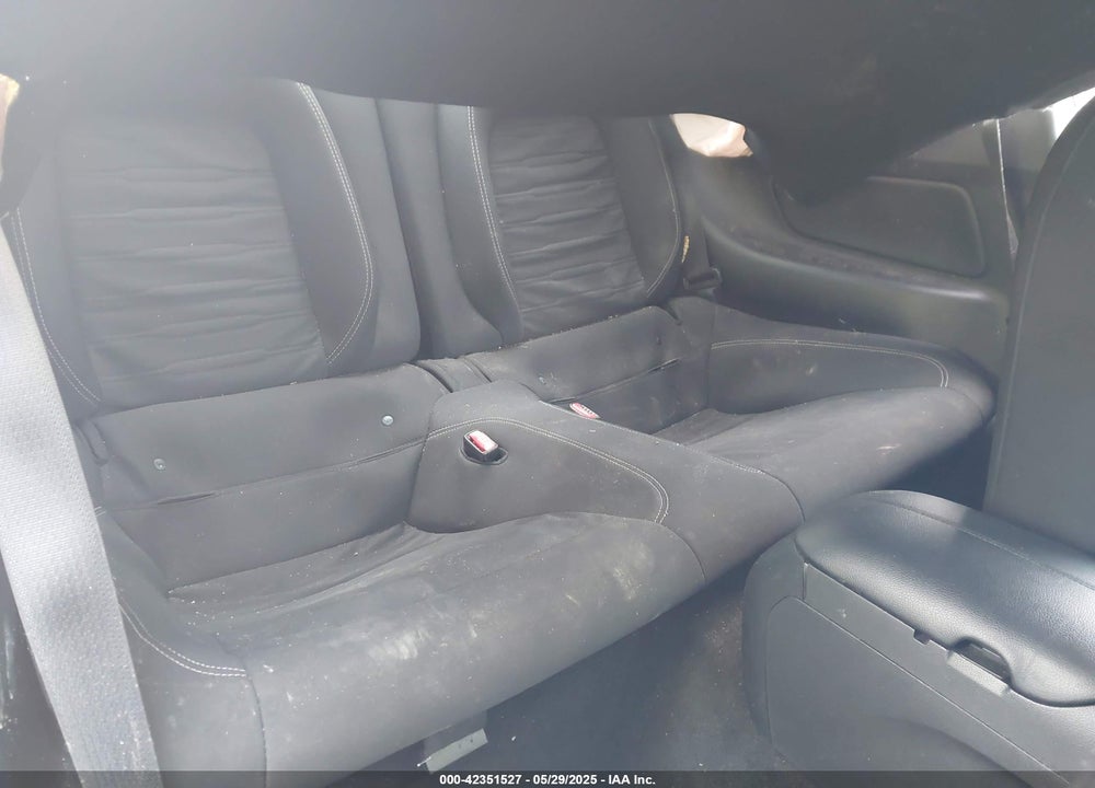 2016 FORD MUSTANG VIN: 1FA6P8CF9G5327651