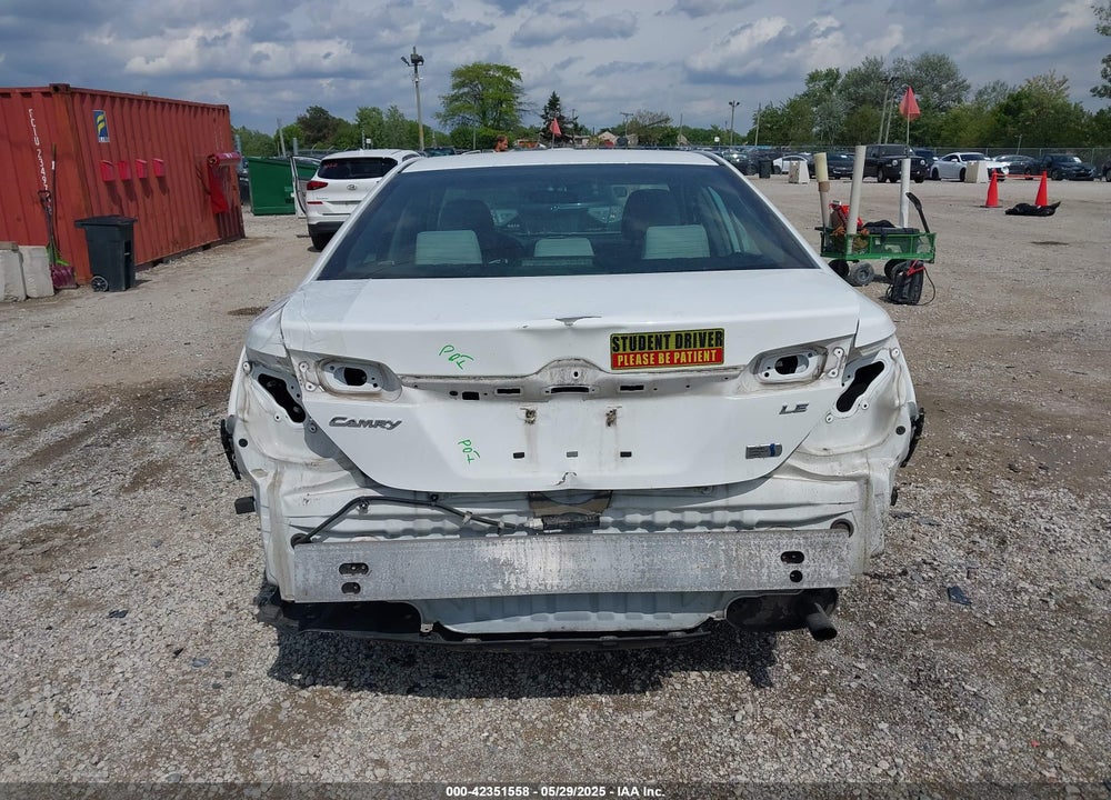 2014 TOYOTA CAMRY HYBRID LE VIN: 4T1BD1FKXEU136790