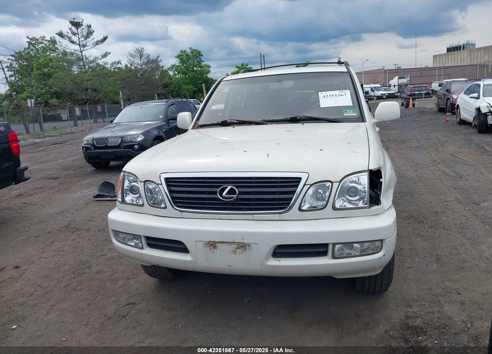 2002 LEXUS LX 470 VIN: JTJHT00W223519287