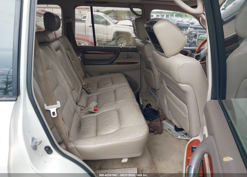 2002 LEXUS LX 470 VIN: JTJHT00W223519287