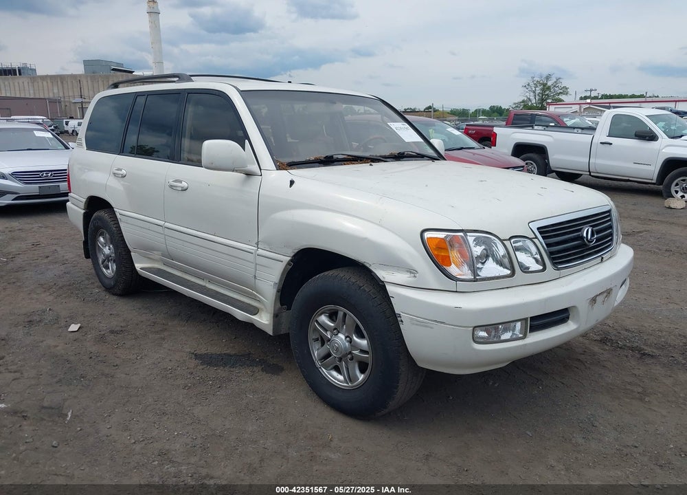2002 LEXUS LX 470 VIN: JTJHT00W223519287