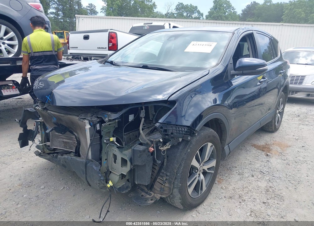 2018 TOYOTA RAV4 VIN: 2T3RFREVXJW704315
