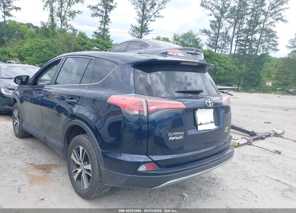2018 TOYOTA RAV4 VIN: 2T3RFREVXJW704315