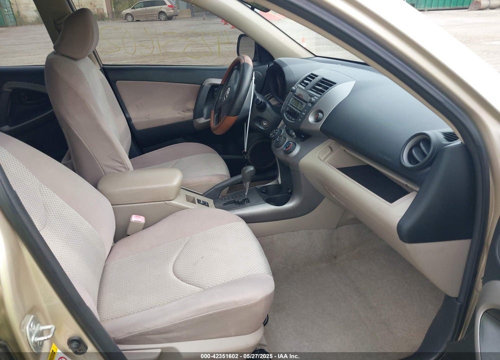 2006 TOYOTA RAV4 VIN: JTMZD33V366004747