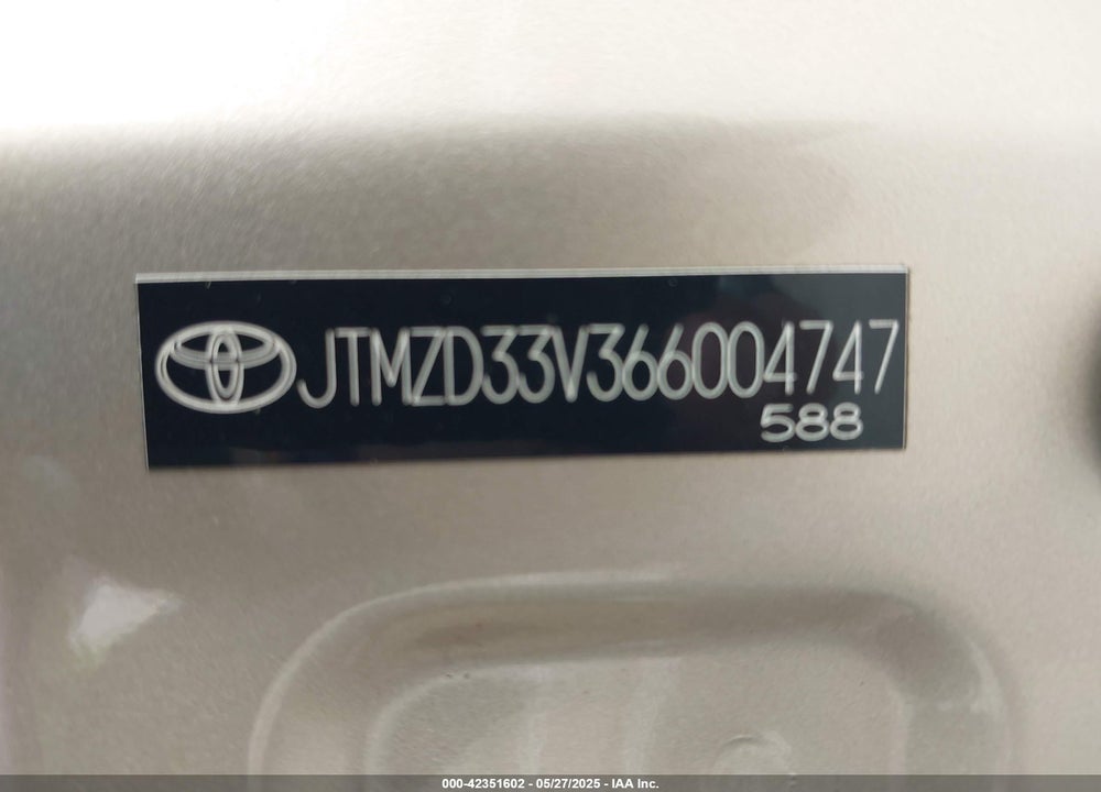 2006 TOYOTA RAV4 VIN: JTMZD33V366004747